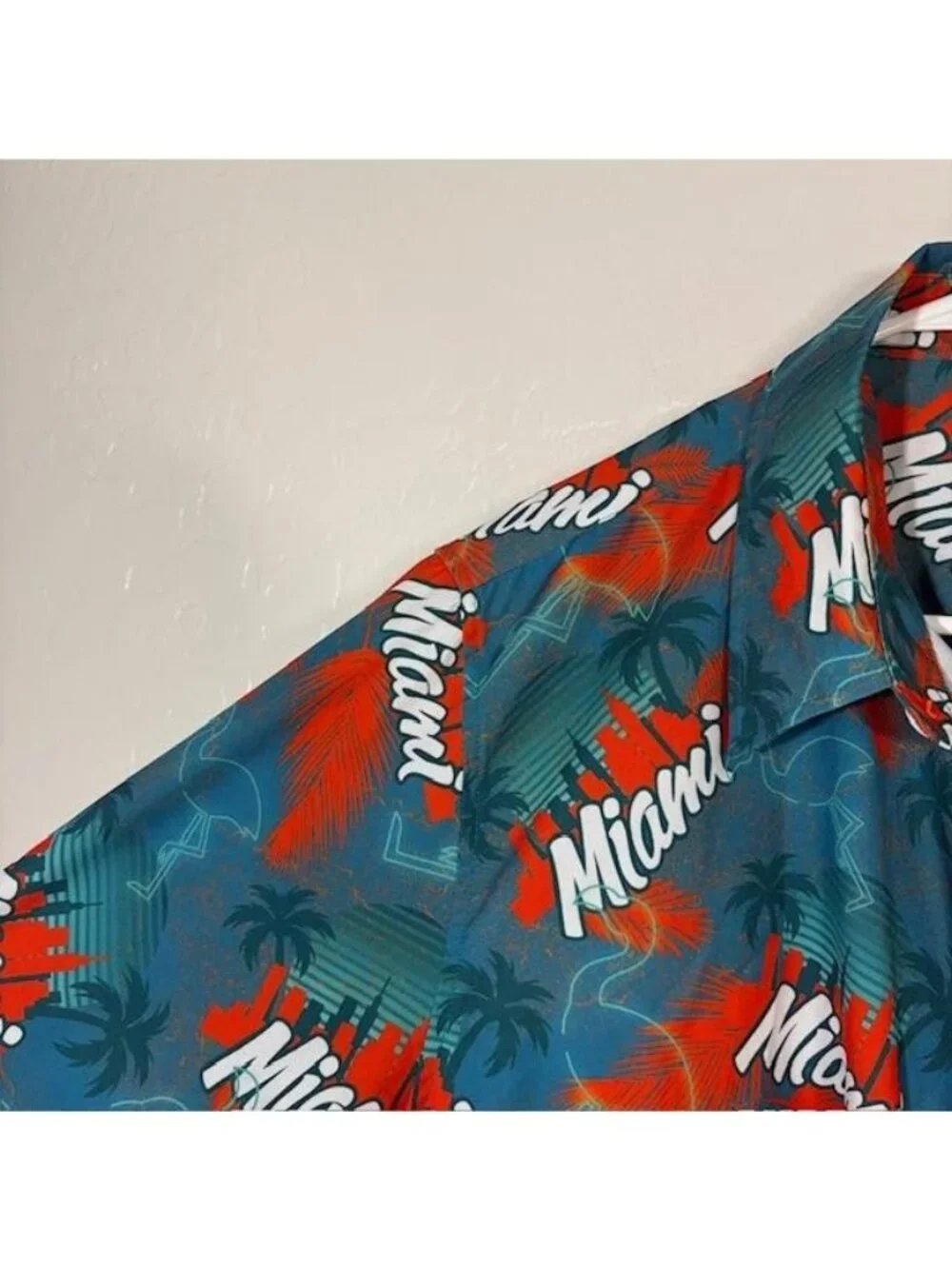 Dixxon The Vice Shirt Mens XL Blue Miami Print Hawaiian Aloha Button Up Casual - Picture 2 of 8